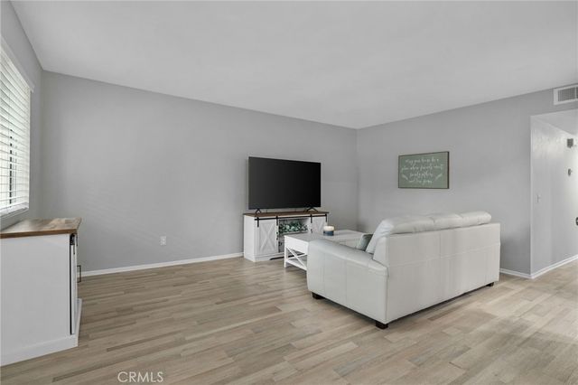 1411 Clemson way, Riverside, CA 92507