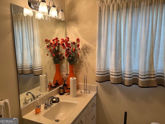 1400 States Route 72, Comer, GA 30629