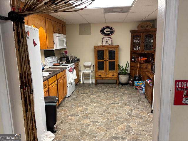 1400 States Route 72, Comer, GA 30629