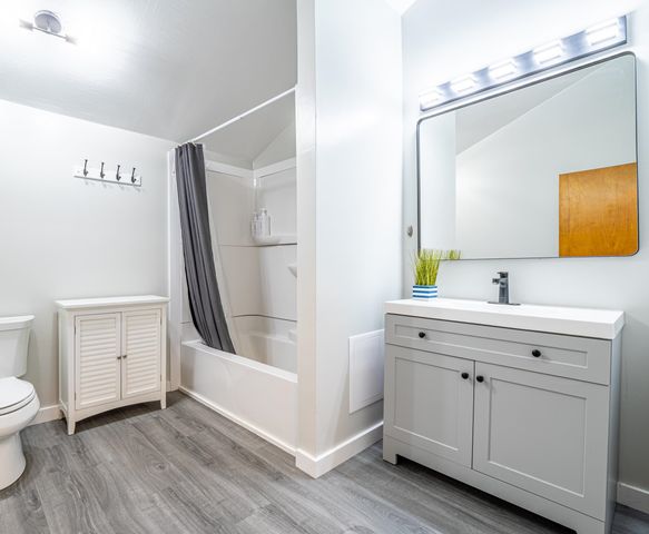1704 North Street, Wells, VT 05774