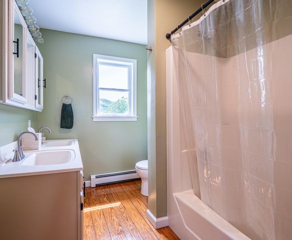 1704 North Street, Wells, VT 05774