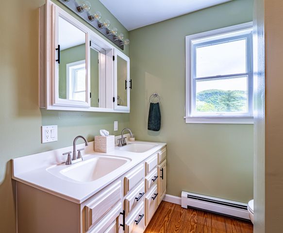 1704 North Street, Wells, VT 05774