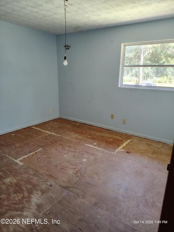 677 LAKE ASBURY Drive, Green Cove Springs, FL 32043