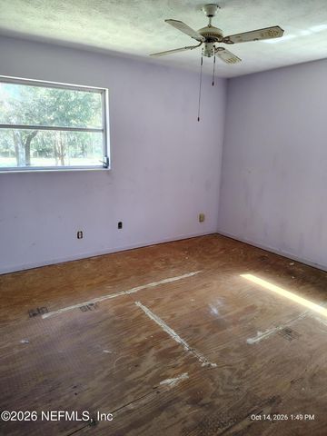677 LAKE ASBURY Drive, Green Cove Springs, FL 32043