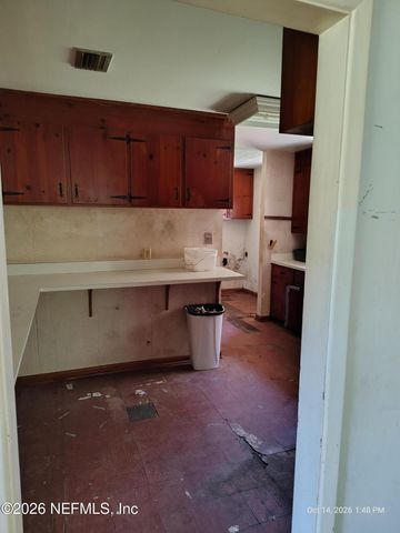 677 LAKE ASBURY Drive, Green Cove Springs, FL 32043