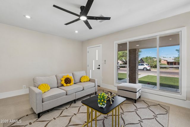 2534 N RICHLAND Street, Phoenix, AZ 85006