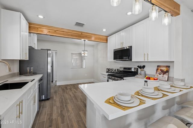 2534 N RICHLAND Street, Phoenix, AZ 85006