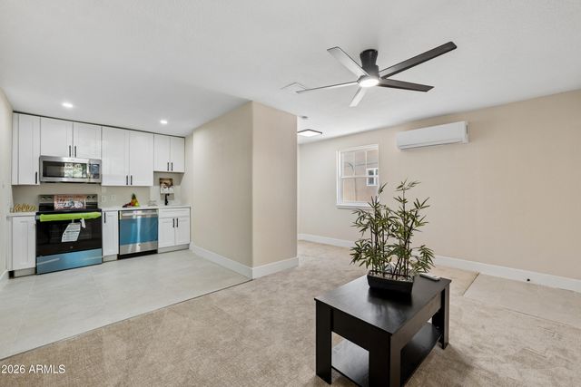 2534 N RICHLAND Street, Phoenix, AZ 85006