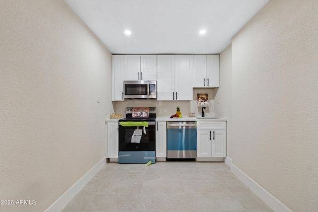 2534 N RICHLAND Street, Phoenix, AZ 85006