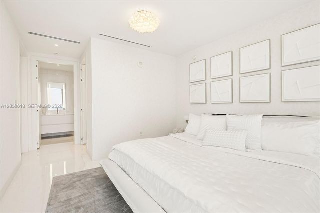 300 Biscayne Boulevard Way 3305W, Miami, FL 33131