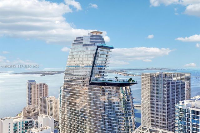300 Biscayne Boulevard Way 3305W, Miami, FL 33131