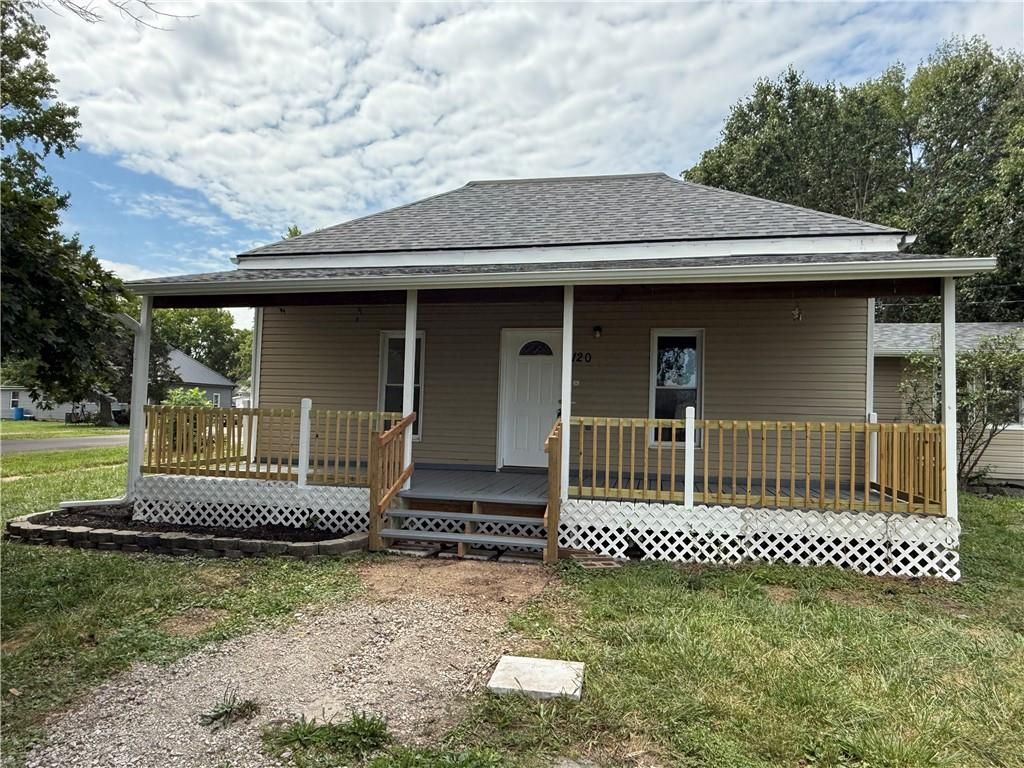 120 S 3rd Street, Drexel, MO 64742