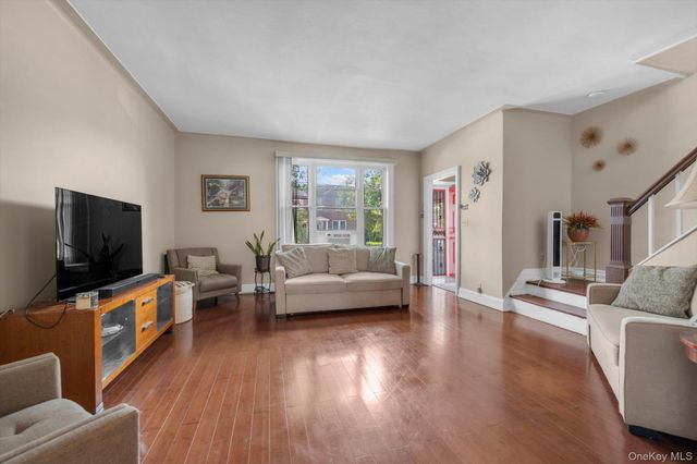 2053 Turnbull Avenue, Bronx, NY 10473
