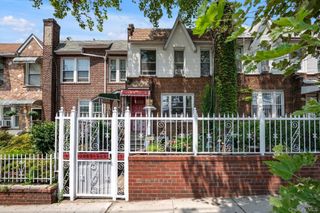 2053 Turnbull Avenue, Bronx, NY 10473