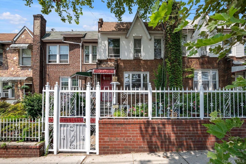 2053 Turnbull Avenue, Bronx, NY 10473