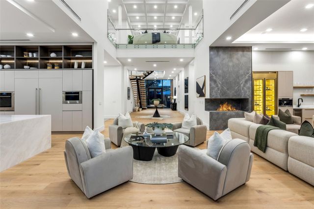 2 Sunset Lane, Lauderdale-By-The-Sea, Pompano Beach, FL 33062