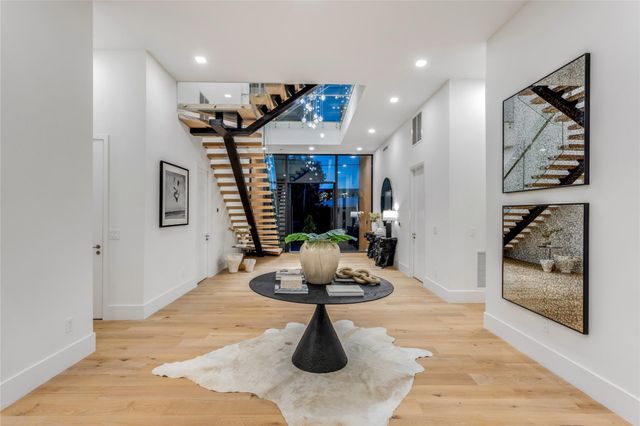 2 Sunset Lane, Lauderdale-By-The-Sea, Pompano Beach, FL 33062