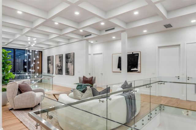 2 Sunset Lane, Lauderdale-By-The-Sea, Pompano Beach, FL 33062