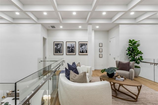 2 Sunset Lane, Lauderdale-By-The-Sea, Pompano Beach, FL 33062