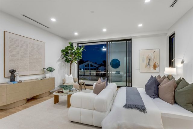 2 Sunset Lane, Lauderdale-By-The-Sea, Pompano Beach, FL 33062