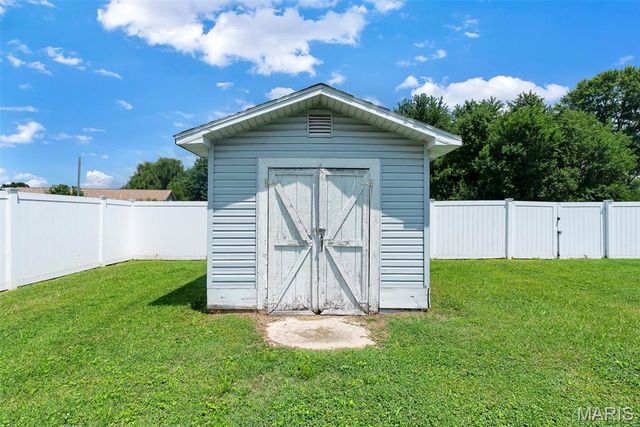 14 Perigen Lane, Granite City, IL 62040