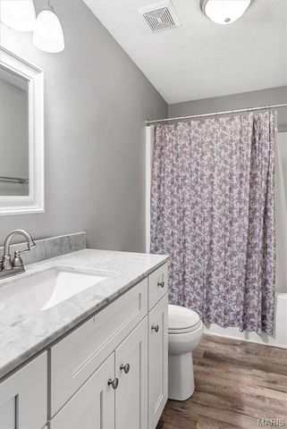 14 Perigen Lane, Granite City, IL 62040
