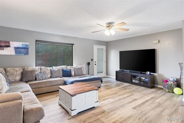14 Perigen Lane, Granite City, IL 62040