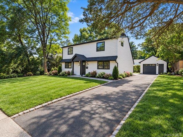 6 Slocum Avenue, Port Washington, NY 11050