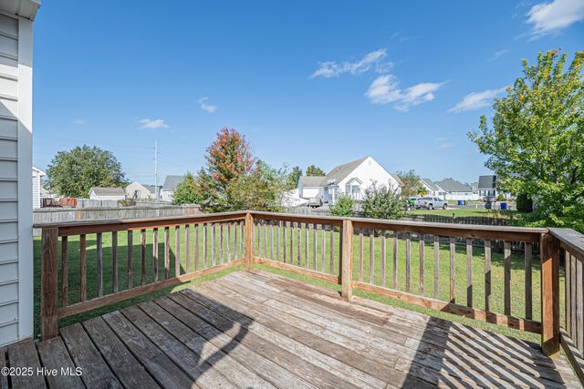 2812 Camille Drive, Winterville, NC 28590