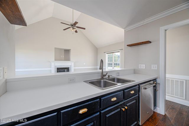 2812 Camille Drive, Winterville, NC 28590