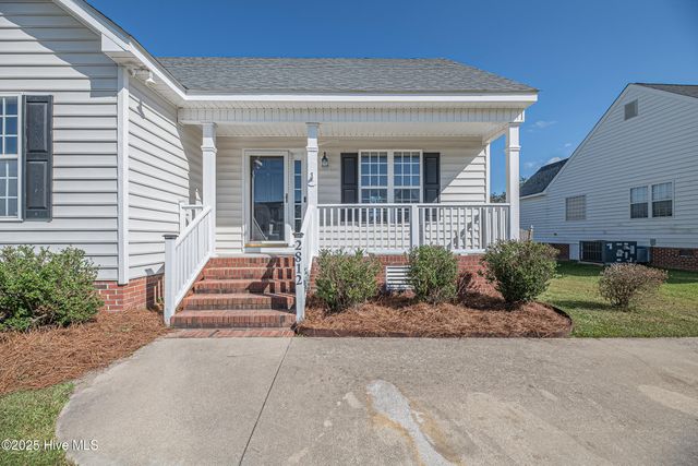 2812 Camille Drive, Winterville, NC 28590