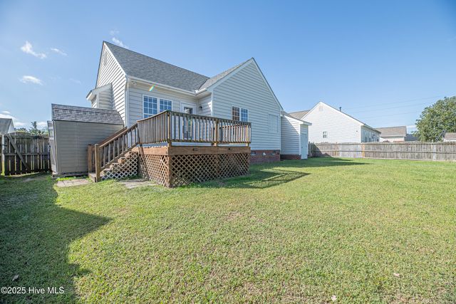 2812 Camille Drive, Winterville, NC 28590