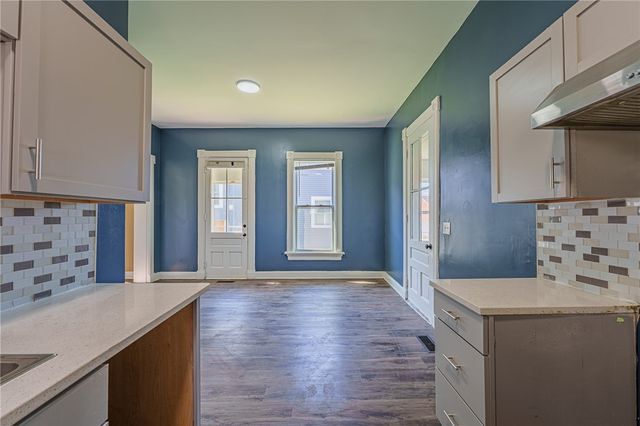 21 S Philadelphia Street, Dayton, OH 45403