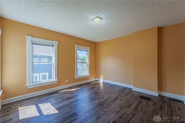 21 S Philadelphia Street, Dayton, OH 45403