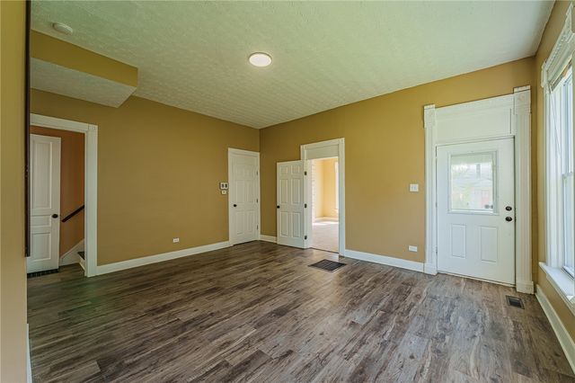 21 S Philadelphia Street, Dayton, OH 45403