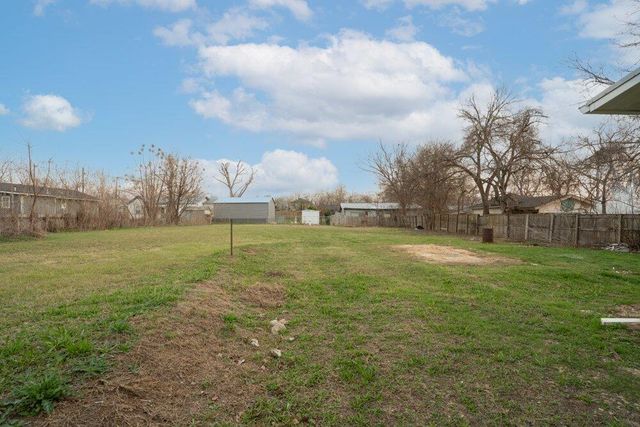 207 Harris ST, Elgin, TX 78621