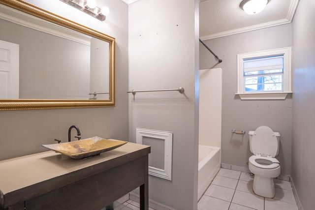 207 Harris ST, Elgin, TX 78621