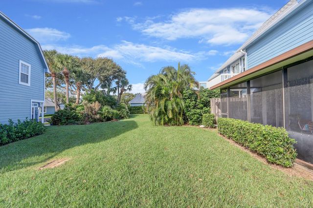 1302 Ocean Dunes Circle, Jupiter, FL 33477