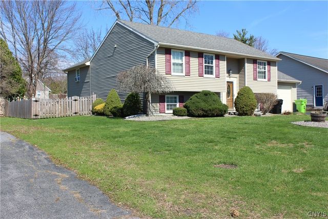 15 Inglesid Lane, Salina, NY 13090