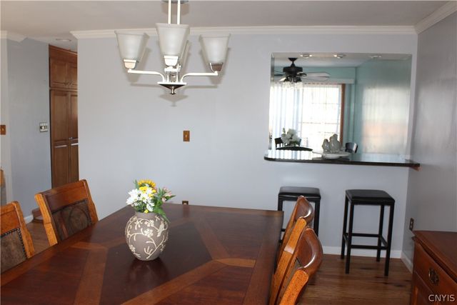 15 Inglesid Lane, Salina, NY 13090