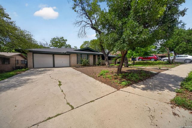 3743 NEWROCK DR, San Antonio, TX 78230