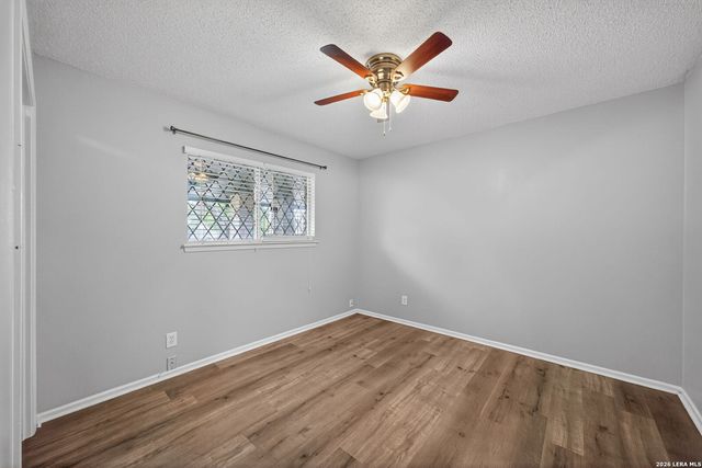 3743 NEWROCK DR, San Antonio, TX 78230
