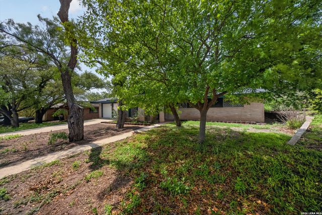 3743 NEWROCK DR, San Antonio, TX 78230