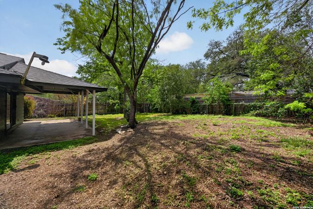 3743 NEWROCK DR, San Antonio, TX 78230