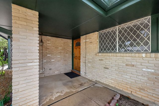 3743 NEWROCK DR, San Antonio, TX 78230