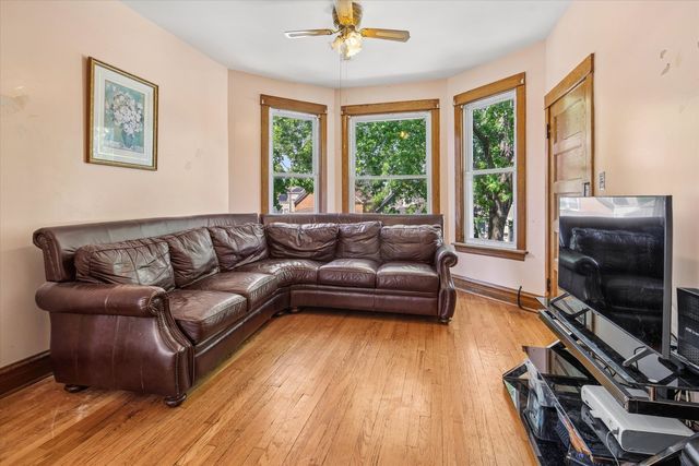 2147 N Kilpatrick Avenue, Chicago, IL 60639
