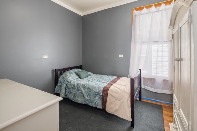 2147 N Kilpatrick Avenue, Chicago, IL 60639