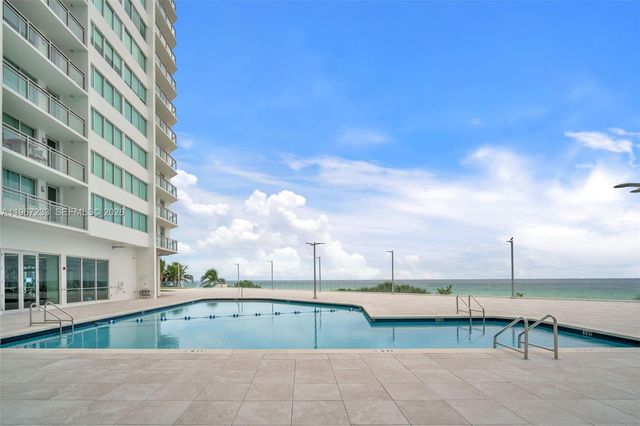 7135 Collins Ave 736, Miami Beach, FL 33141