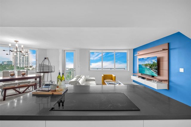 7135 Collins Ave 736, Miami Beach, FL 33141