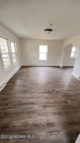 1912 Greenwood Avenue, Toledo, OH 43605